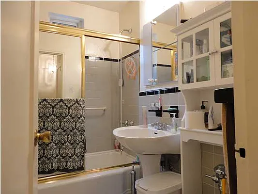 Sold by Argo Residential | media 9