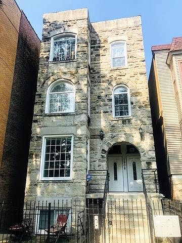 1st image of 1908 N Whipple St #4Y