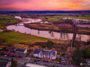 509 1st St APT 302, Snohomish, WA