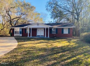 7000 Shore Dr, Ocean Springs, MS 39564