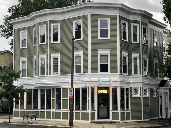 293 Cypress St, Brookline, MA 02445