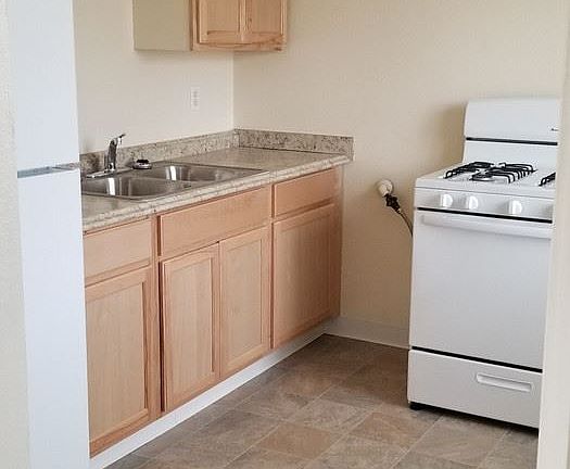 4th image of 1209 Tijeras Ave NE APT 5