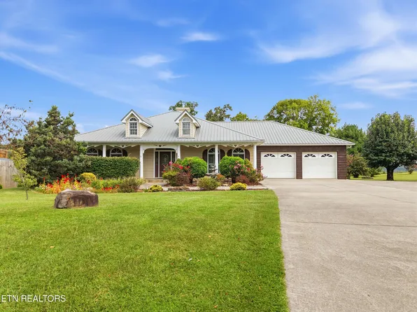 1861 Big Buck Ln, Sevierville, TN 37876