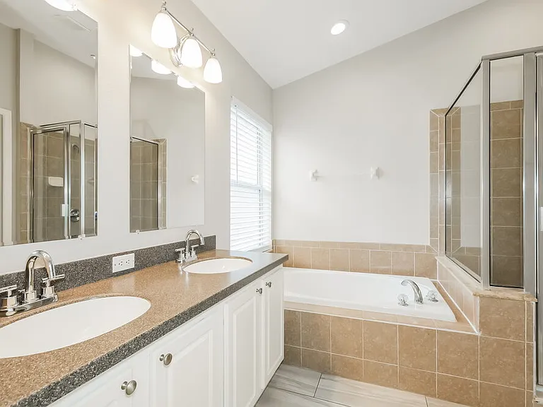 10124 Coldwater Loop — Photo 11