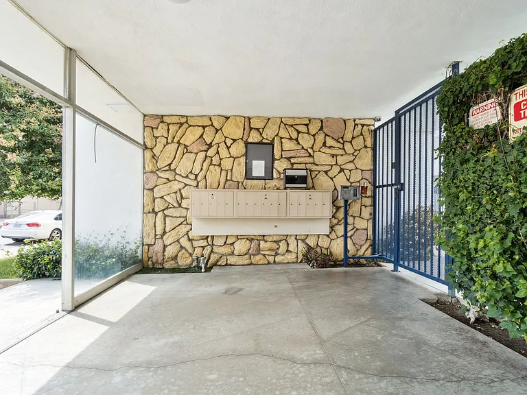 16900 Parthenia St #8625 — Photo 11