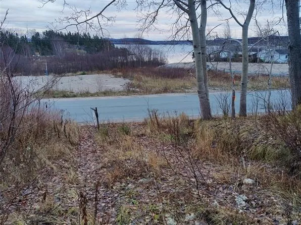 89 Main Street N, Glovertown, NL A0G2L0