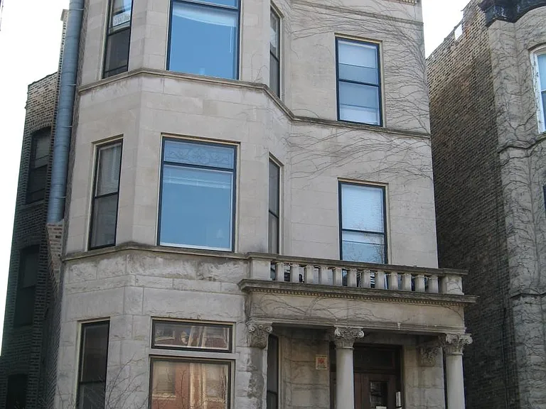 925 W Newport Ave #1 — Photo 7