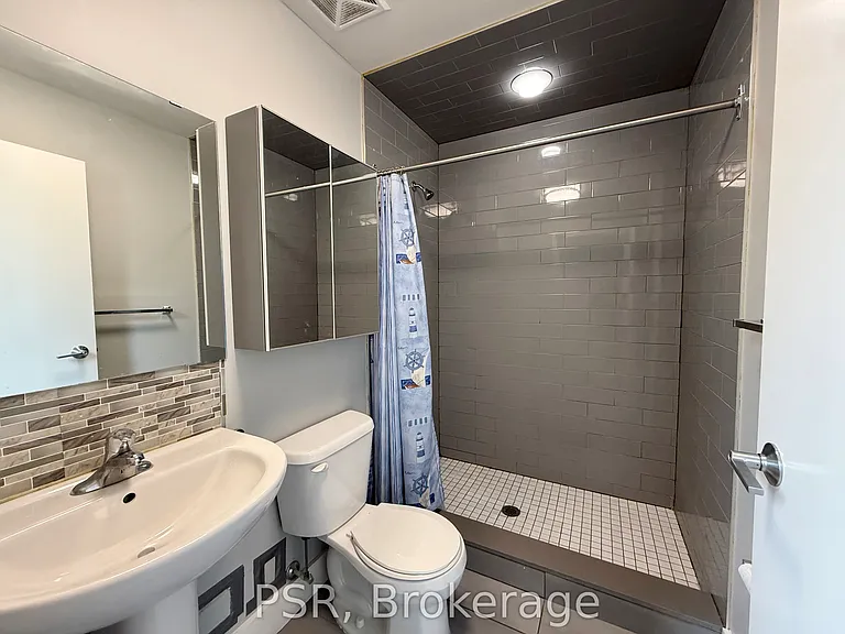 2870 Dundas St W #210 — Photo 8