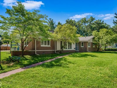 3233 Woodland Pkwy, Columbus, IN, 47203