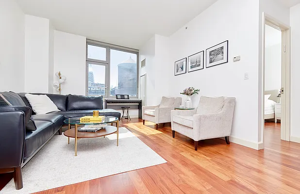 Rented by PocketBroker Inc | media 10