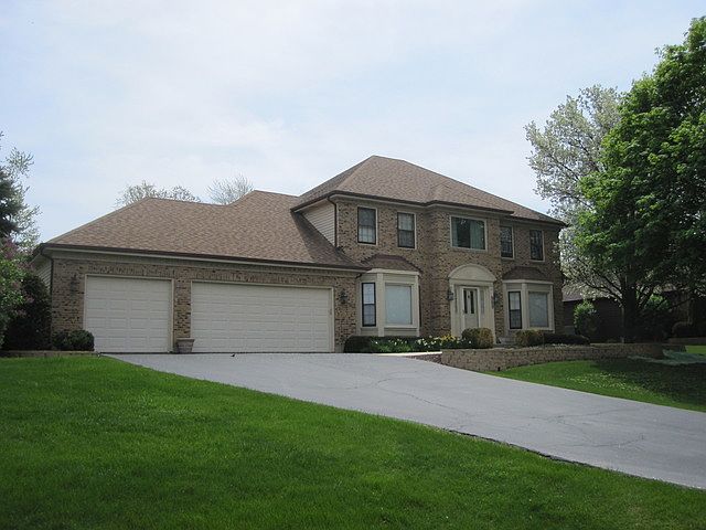 1st image of 889 Kingston Ln