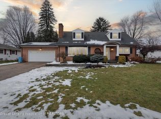 904 Belknap St, Grand Ledge, MI 48837