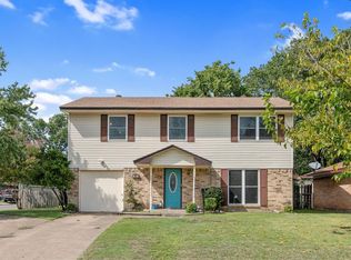 203 Merribrook Trl, Duncanville, TX 75116
