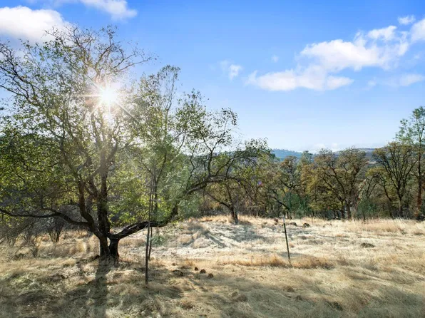 23021 Saint Helena Dr, Smartsville, CA 95977
