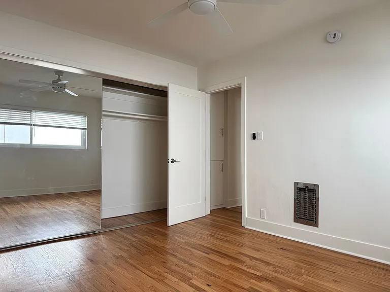 120 S Oxford Ave #8 — Photo 9