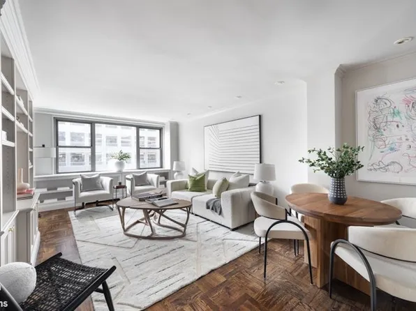 209 East 56th Street image 1 of 6