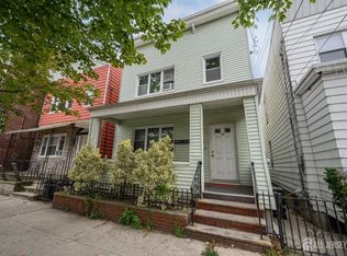 182 Avenue F #1, Bayonne, NJ 07002