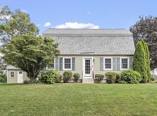 15 Dewey Ave, Wilmington, MA 01887