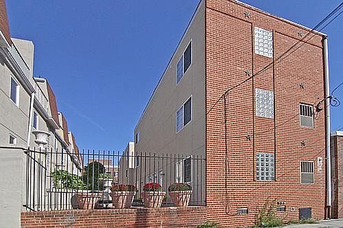 1st image of 1019 Latona St APT 3