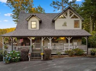 709 Laurel Creek Trl, Blue Ridge, GA 30513