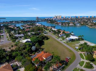 1611 N Copeland Dr, Marco Island, FL 34145