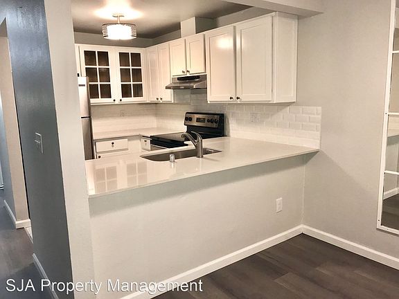 3rd image of 12515 NE 116th St APT B13