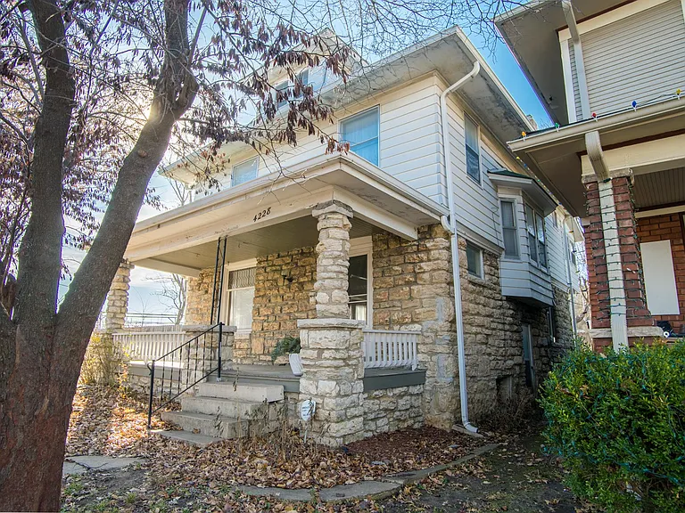 4228 Greenwood Pl — Photo 26