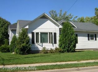 1002 Elmwood Ave, Oshkosh, WI 54901