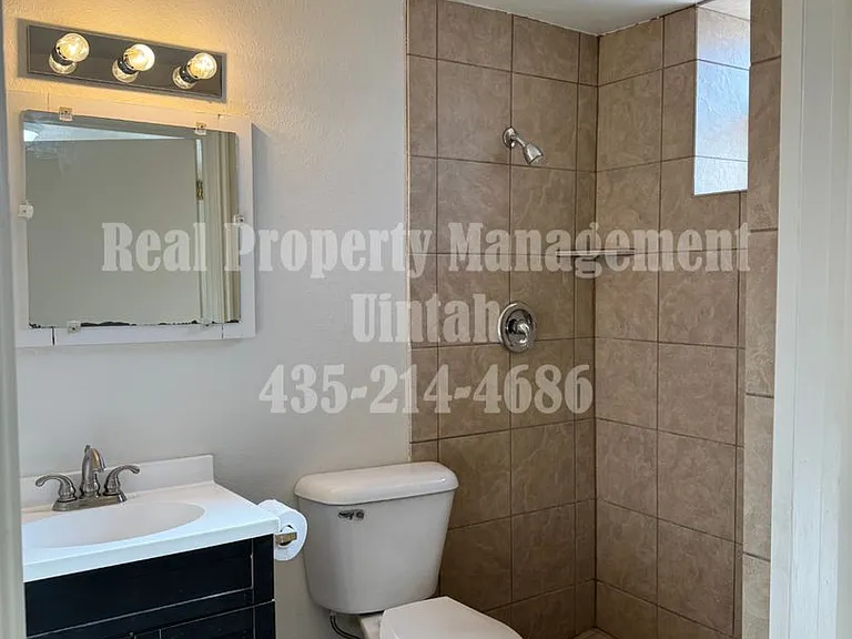 145 W 100 N — Photo 23