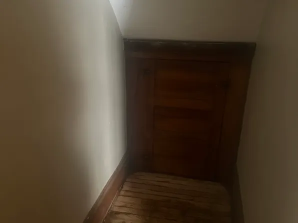 104 Hatch St #1, Syracuse, NY 13205