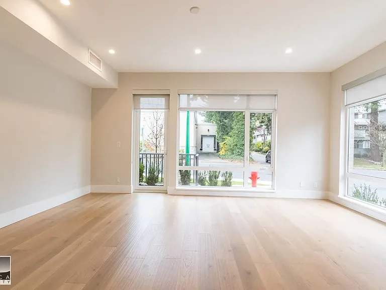 1591 Bowser Ave #102 — Photo 12