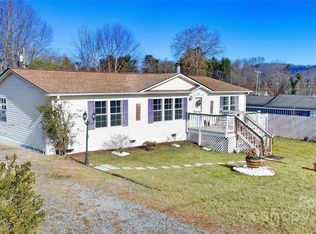 110 Pinellas St, Hendersonville, NC 28791