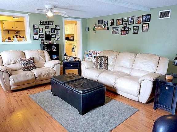 5th image of 126 Davison Ave NE