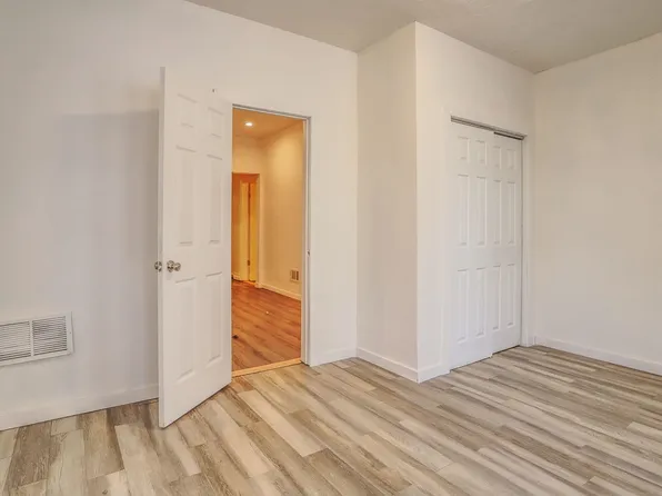 112 Randolph Avenue image 13 of 16