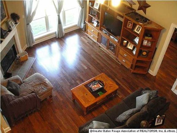 4th image of 12207 Villa Park Dr
