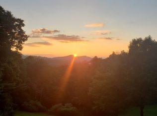 409 Blueberry Ln, Boone, NC 28607