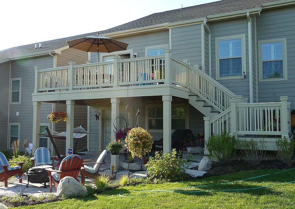 2nd image of 3410 Ridge Pointe Dr