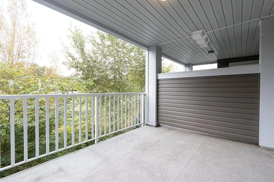 2 bed, 1044 sqft, $2,500 — Photo 3
