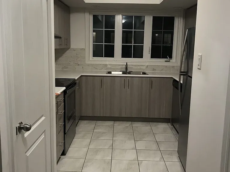 2214 Chevron Prince Path — Photo 3