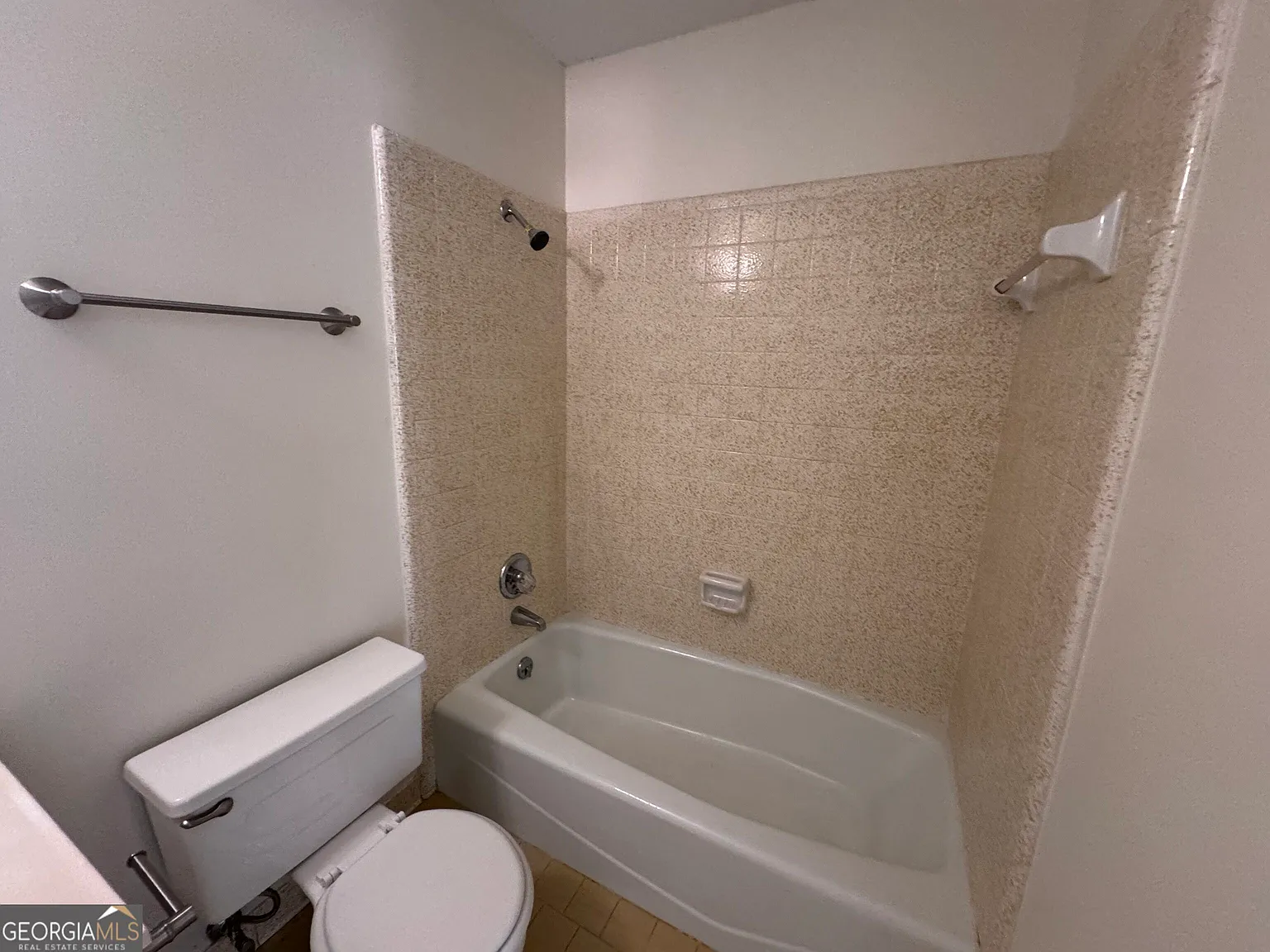 2 bed, 2.0 bath, 1188 sqft, $1,100 — Photo 2