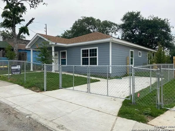 2427 Chihuahua St, San Antonio, TX 78207