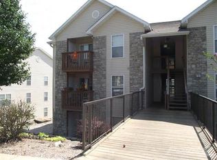 127 Vixen Cir APT C, Branson, MO 65616