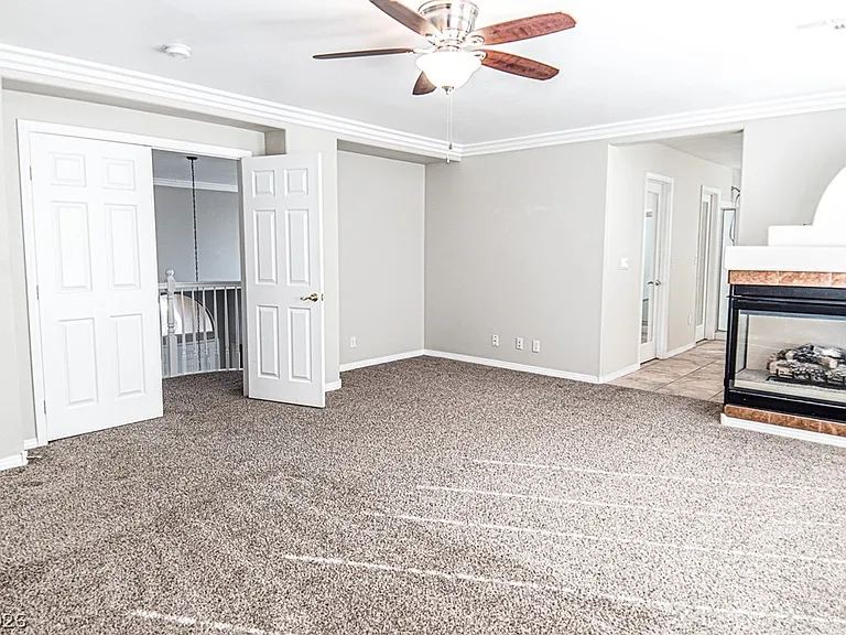 6545 Black Oaks St — Photo 39
