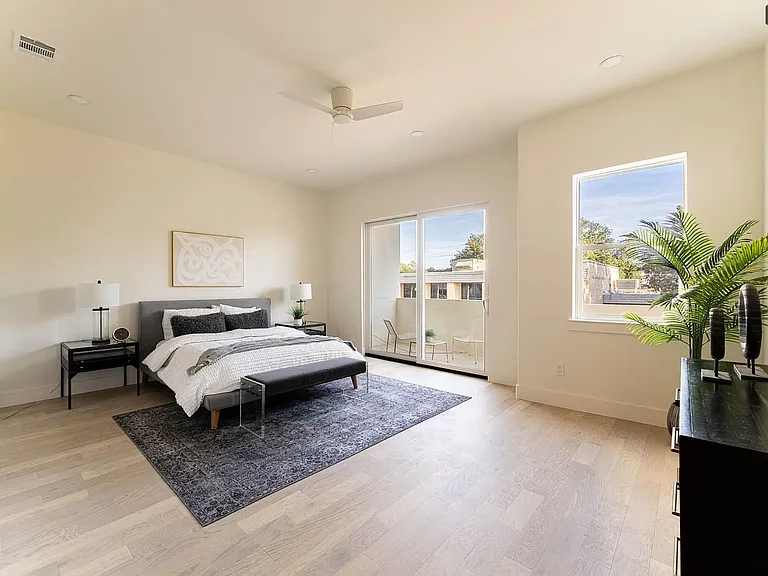 4525 Rusk Ave — Photo 12