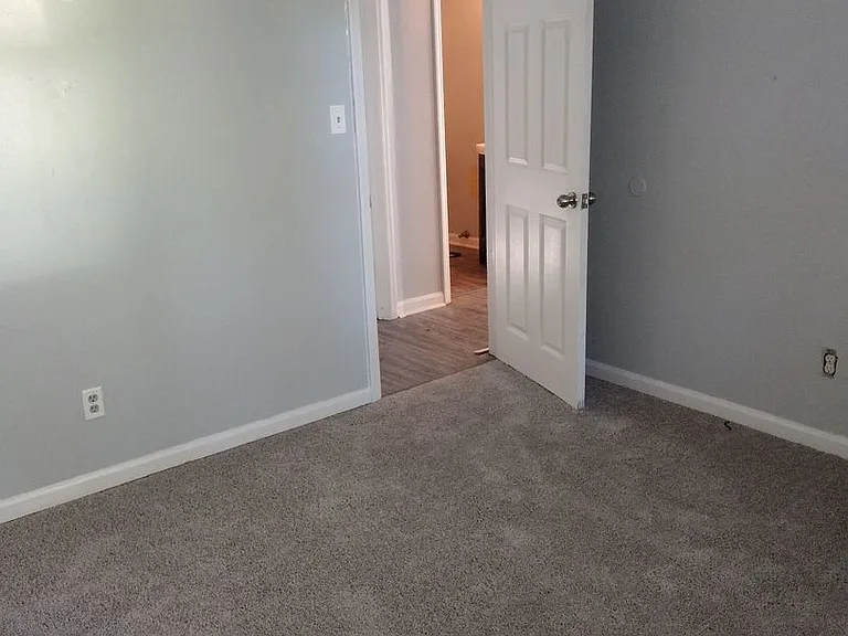 1817 E Boundary Rd — Photo 10