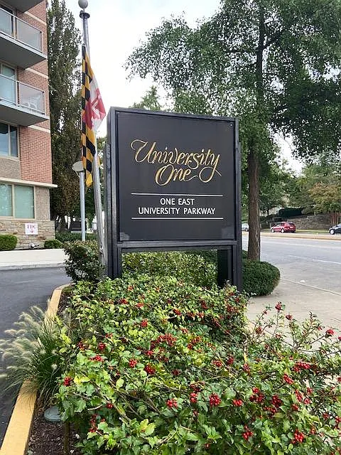 2 bed, 1152 sqft, $2,400 — Photo 1