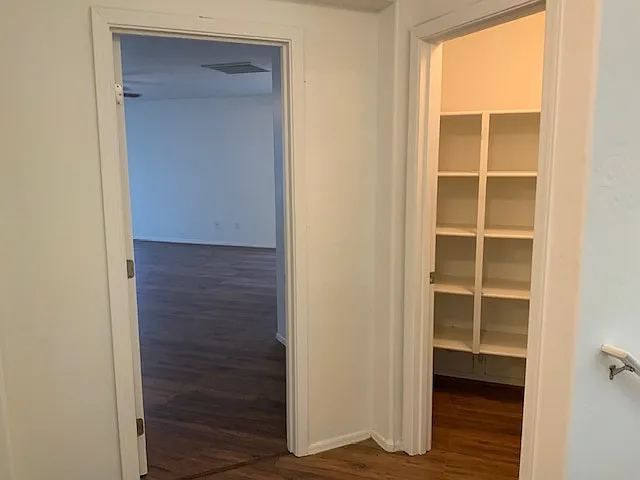3416 E Gary Way — Photo 32