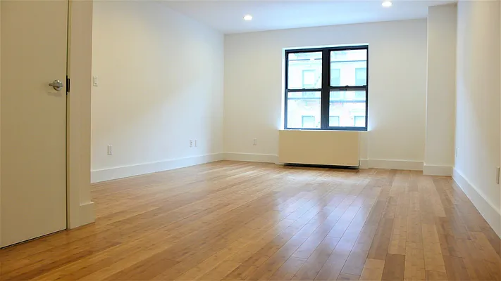 Rented by Compass | media 31