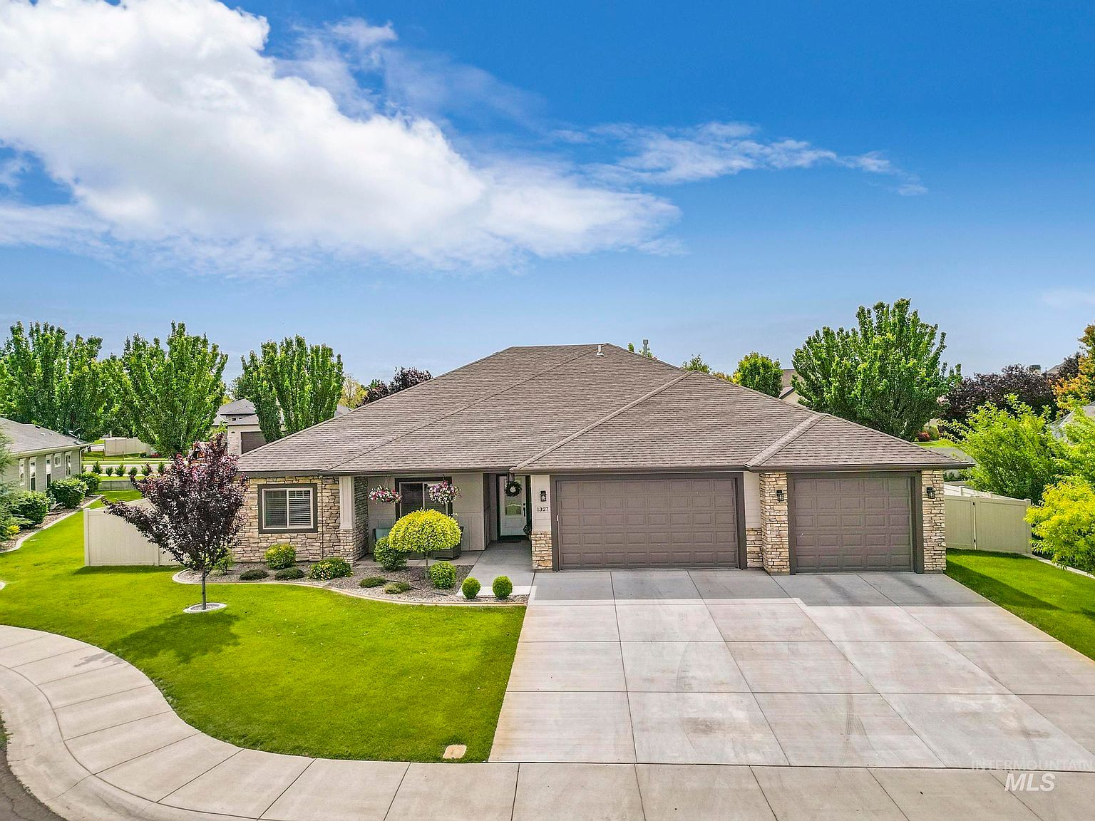 1327 Hinckley Cir, Twin Falls, ID 83301 Zillow