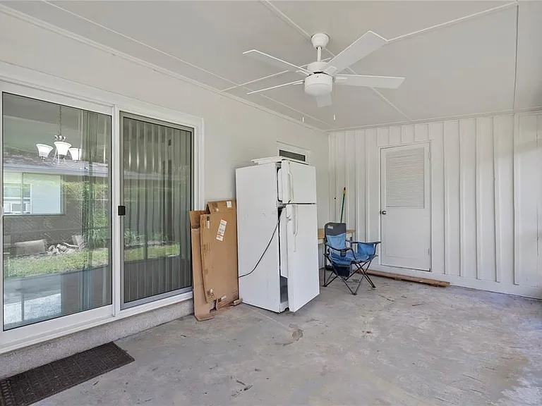 5212 N Indiana Ave — Photo 27